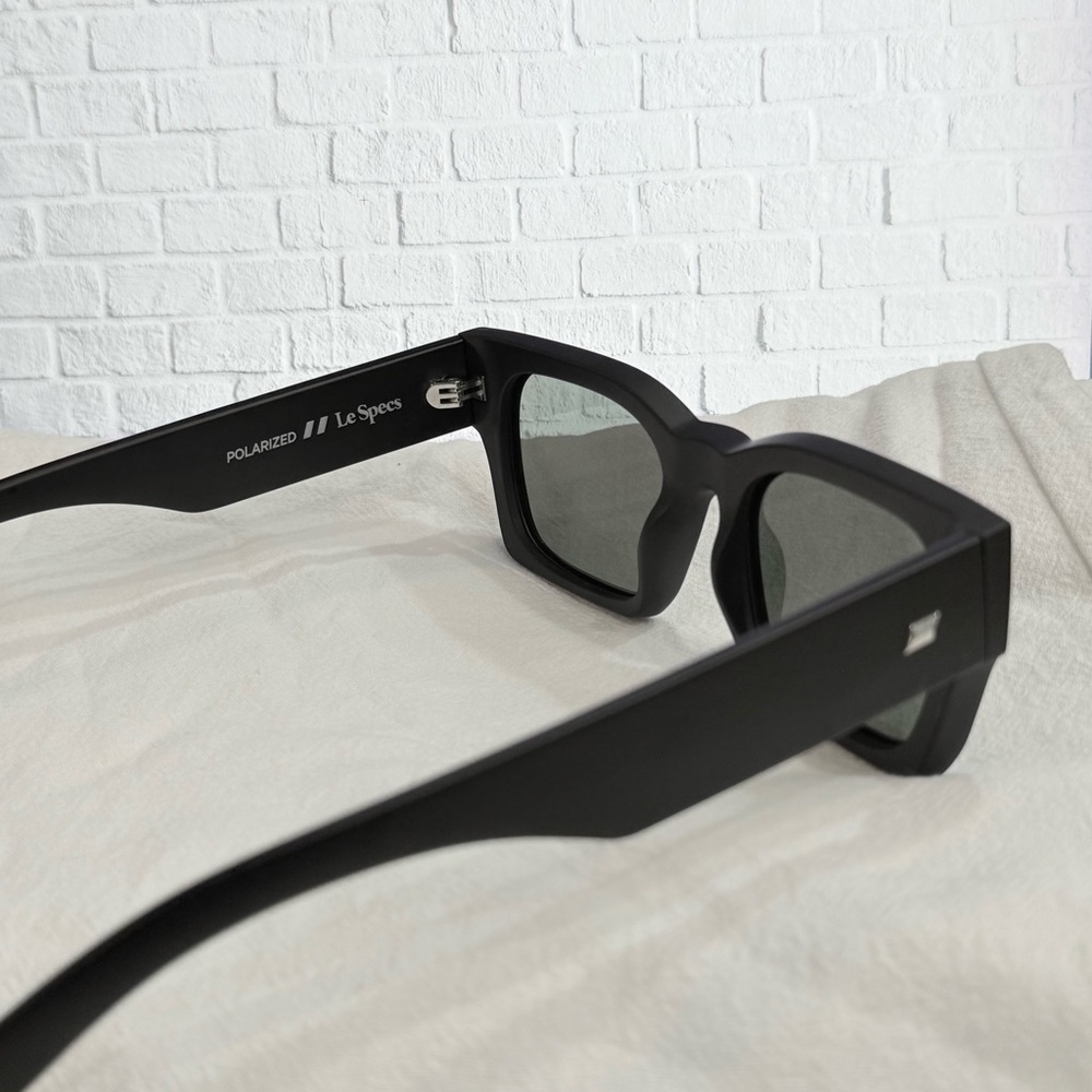 Le Specs Shmood Black Sunglasses - Picture 6 of 7